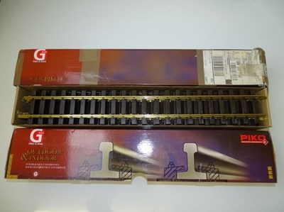 Lot 602 - G GAUGE MODEL RAILWAYS: A quantity of PIKO G...