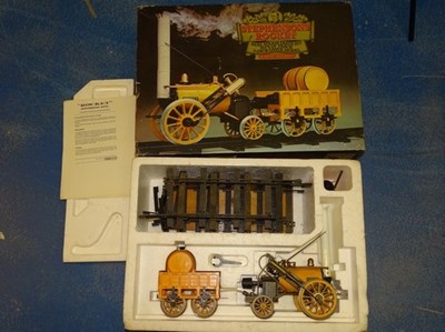 Lot 603 - 3.5 INCH SCALE MODEL RAILWAYS: A HORNBY live...