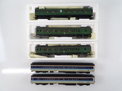 Lot 433 - A pair of DMUs comprising a part boxed 3-car...