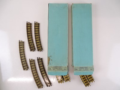 Lot 462 - A quantity of rare HORNBY DUBLO clockwork...