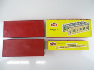 Lot 465 - A group of HORNBY DUBLO plastic building and...