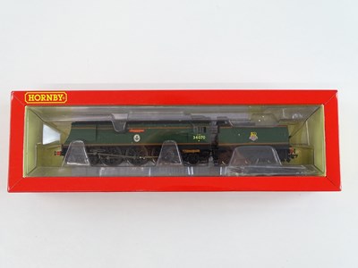 Lot 479 - A HORNBY Club Limited Edition R3249 Battle of...