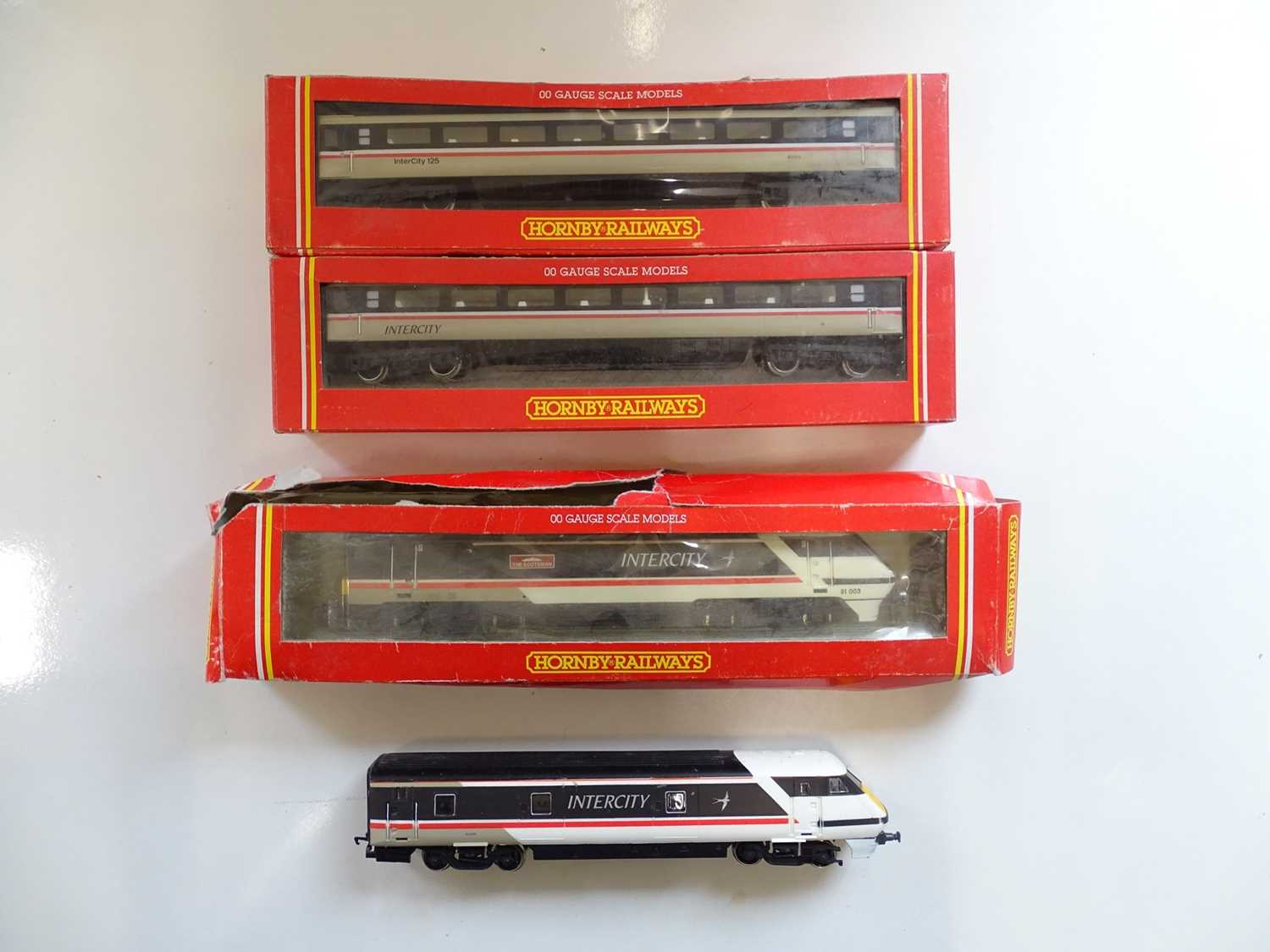 Lot 488 - A group of HORNBY Intercity items to include a...