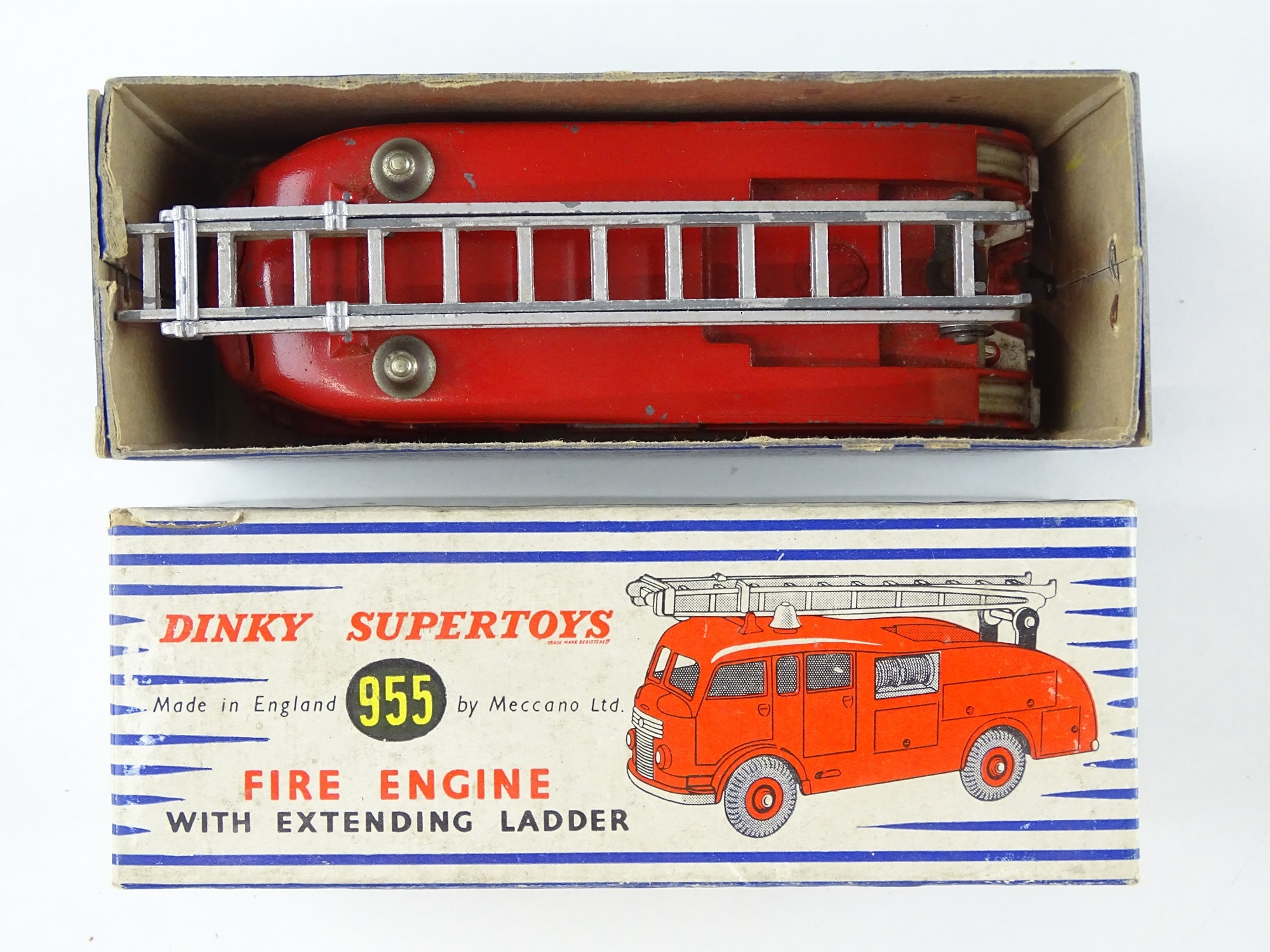 dinky 955 fire engine