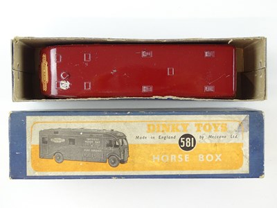 Lot 161 - A DINKY Toys 581 Horsebox in BR maroon livery -...