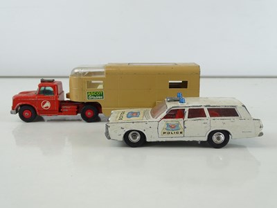 Lot 196 - A small mixed group of MATCHBOX and MATCHBOX...