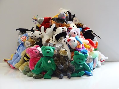 Lot 210 - A large quantity of TY BEANIE BABIES (approx 6"...