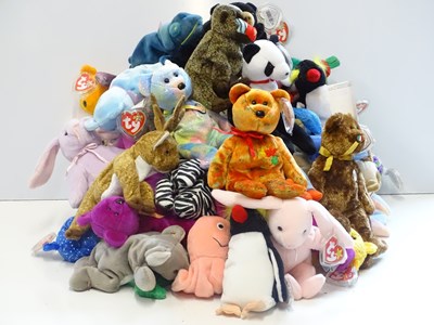 Lot 216 - A large quantity of TY BEANIE BABIES (approx 6"...