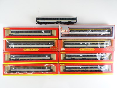 Lot 515 - A group of Mark 2 and Mark 3 coaches by HORNBY...