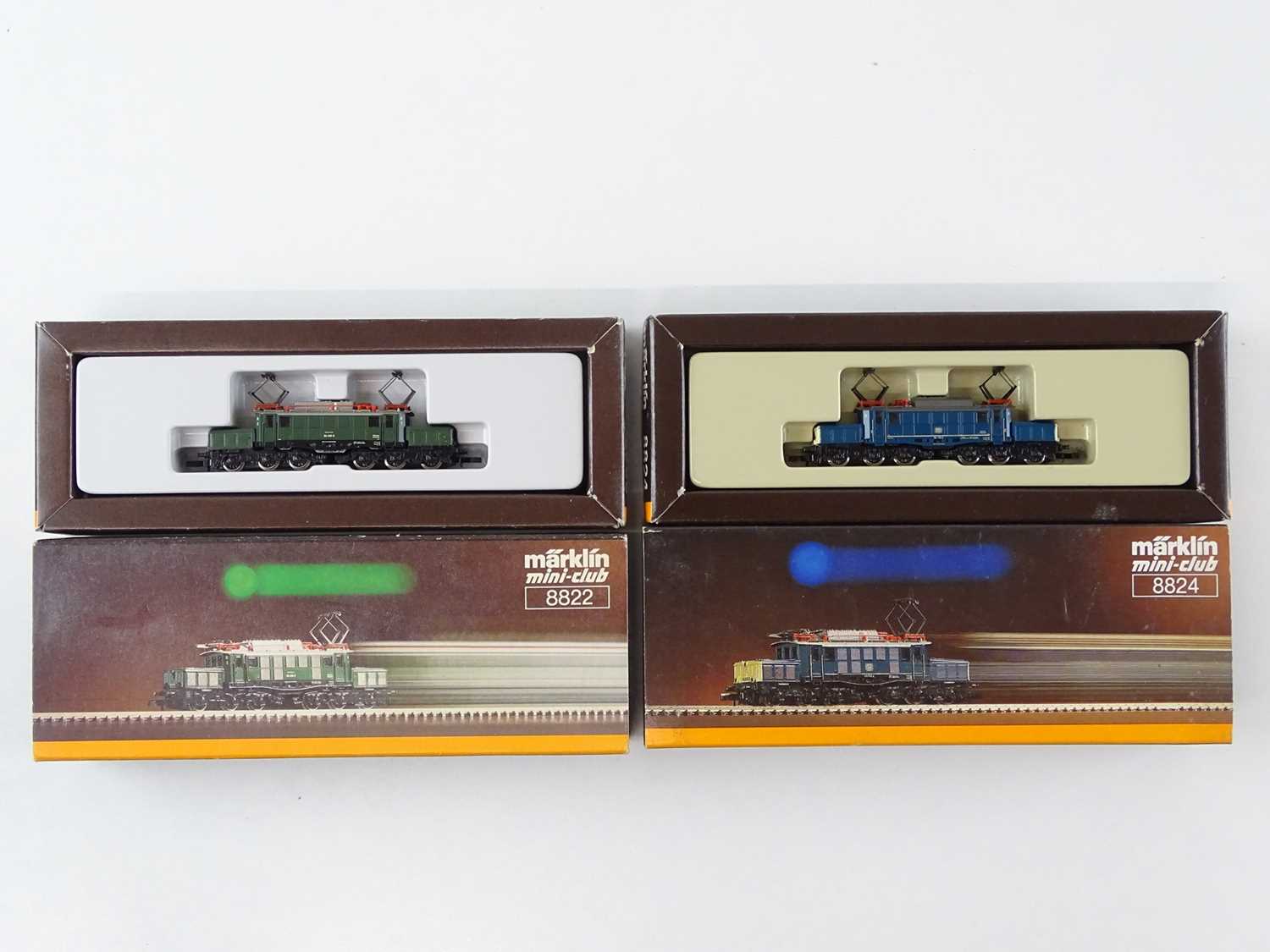 Lot 307 - A pair of MARKLIN Z Gauge German Outline...