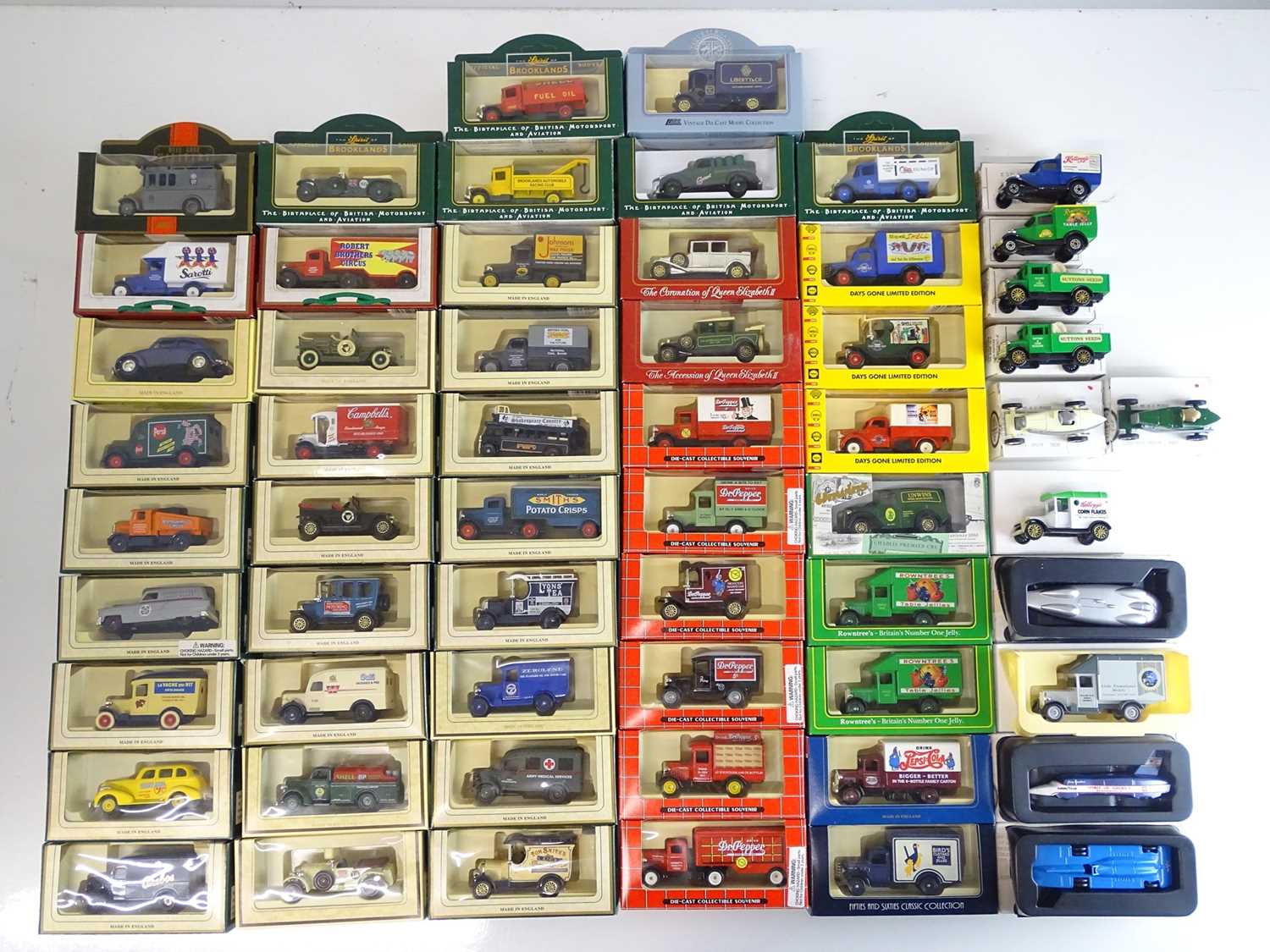 Lot 31 - A large tray of diecast vans, buses etc mostly...