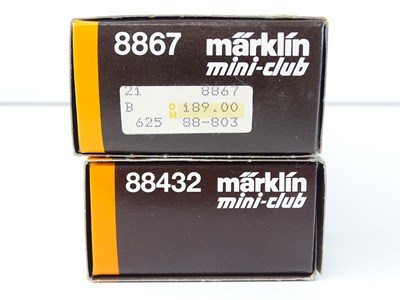 Lot 311 - A pair of MARKLIN Z Gauge German Outline...