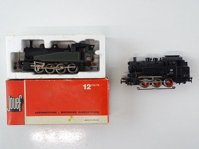 Lot 341 - A pair of steam locomotives by JOUEF and...