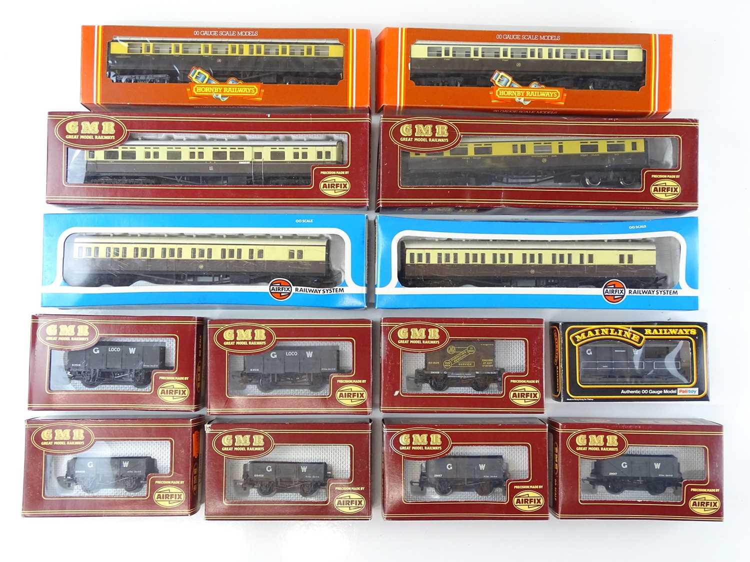 Lot 367 - A group of GWR rolling stock by AIRFIX, HORNBY...