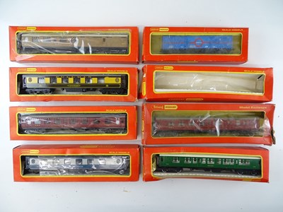 Lot 377 - A group of HORNBY passenger coaches in various...