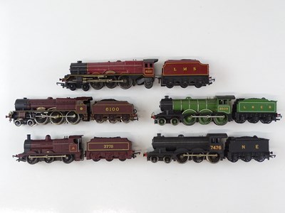 Lot 408 - A group of unboxed TRI-ANG / HORNBY steam...