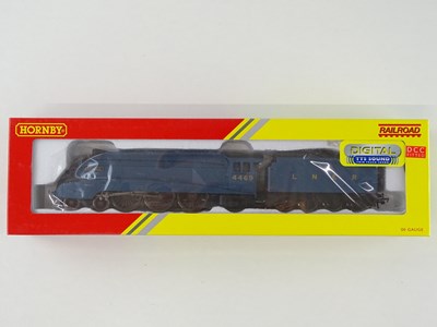 Lot 443 - A HORNBY R3285TTS Class A4 steam locomotive in...