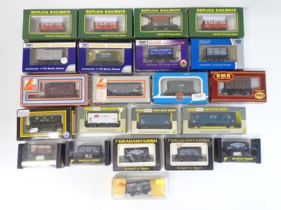 Lot 478 - A mixed group of wagons by DAPOL, REPLICA,...