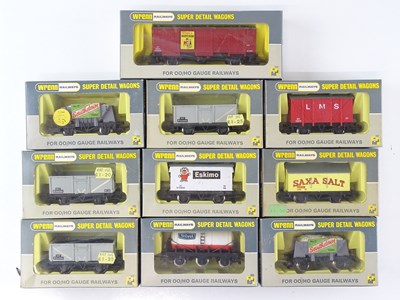 Lot 481 - A mixed group of WRENN wagons as lotted - G/VG...