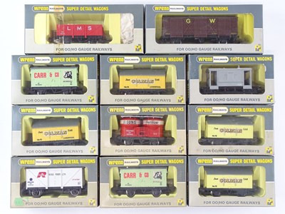 Lot 483 - A mixed group of WRENN wagons as lotted - G/VG...