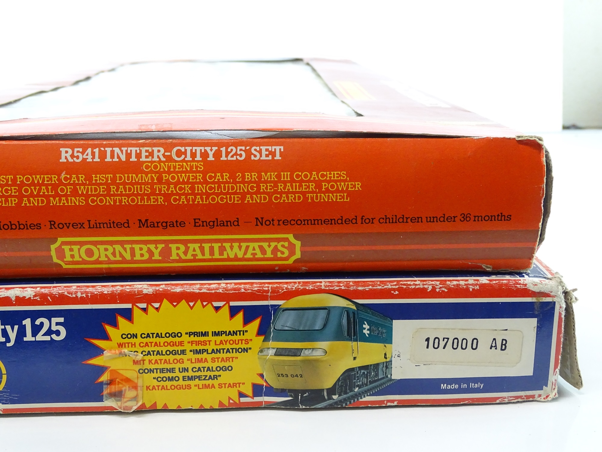 Lot 502 A pair of Intercity 125 train sets by HORNBY
