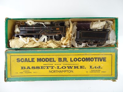 Lot 546 - A BASSETT LOWKE O Gauge Clockwork 'George V'...