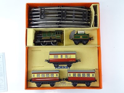 Lot 569 - A HORNBY post war clockwork O Gauge No.51...