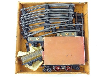 Lot 576 - A HORNBY Series O Gauge clockwork No.2 Special...