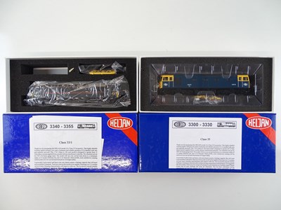 Lot 552 - A pair of HELJAN Class 33 diesel locomotives...