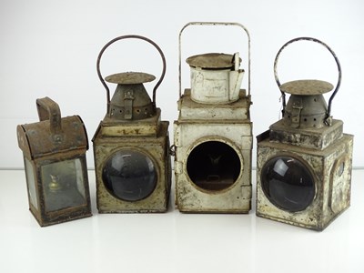 Lot 193 - A group of railway tail and hand lamps (4)