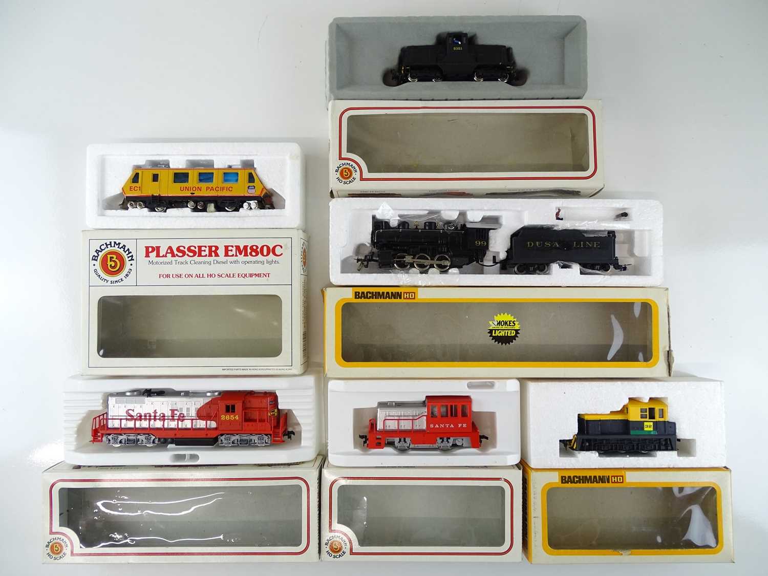 Lot 59 - A group of American Outline diesel and steam...