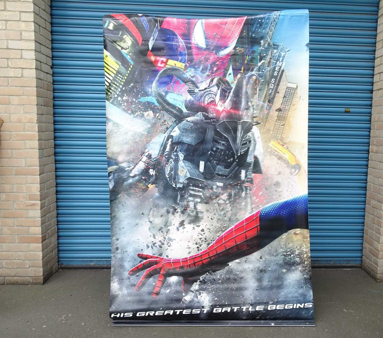 Lot 258 - THE AMAZING SPIDER-MAN 2 (2014) A group of...