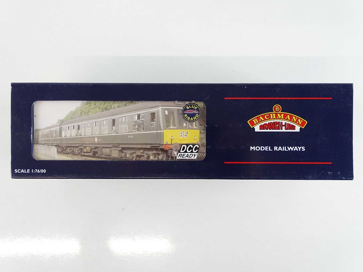 Lot 594 - A BACHMANN 32-910 Class 108 3-Car DMU in BR...