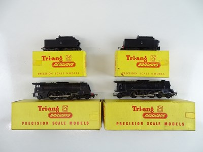 Lot 8 - A pair of TRI-ANG TT Gauge Continental Outline...