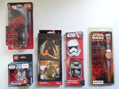 Lot 127 - A large group of STAR WARS collectable items...