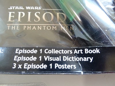 Lot 128 - A large group of STAR WARS collectable items...