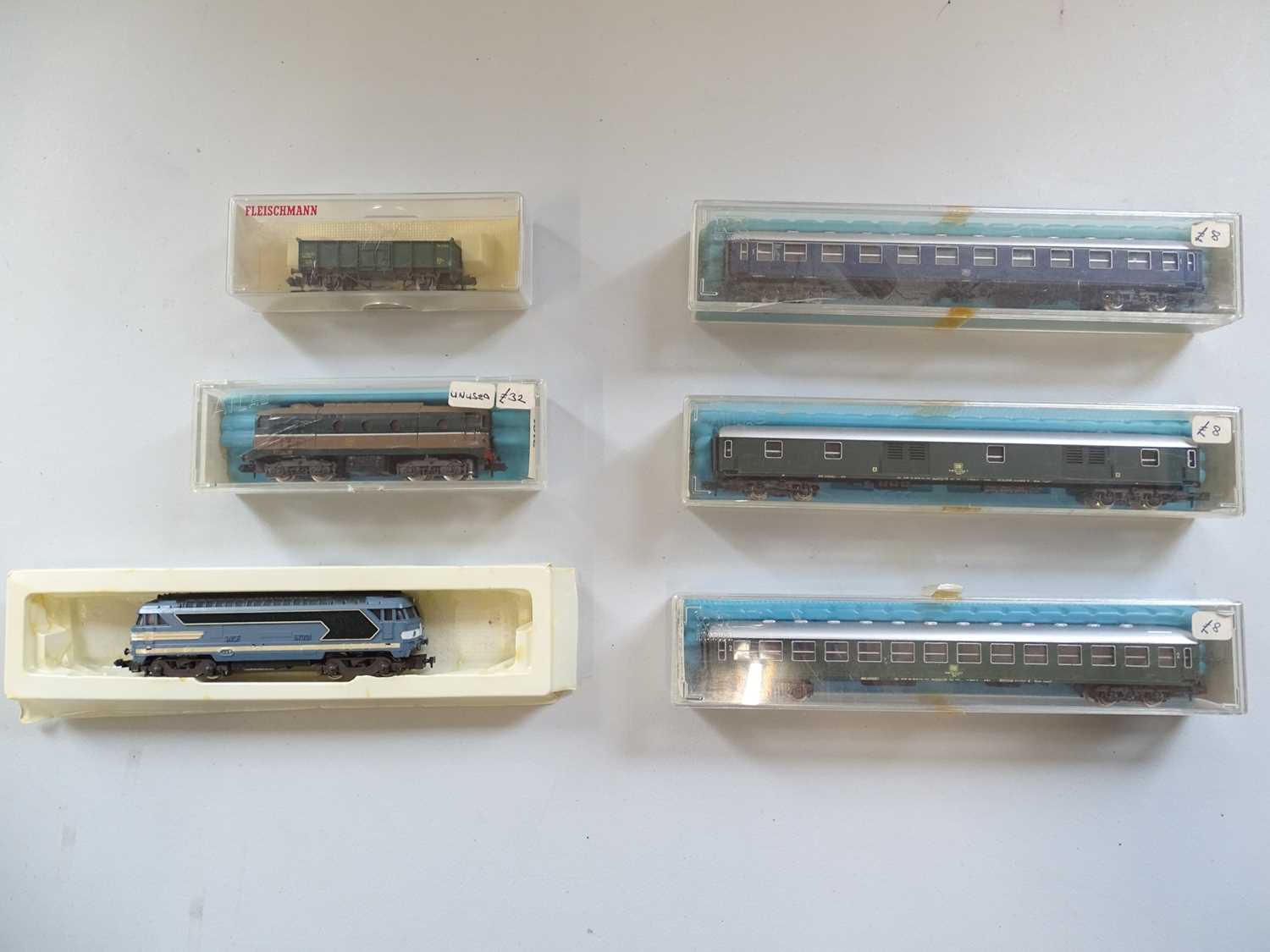 Lot 138 - A group of European outline N Gauge by...