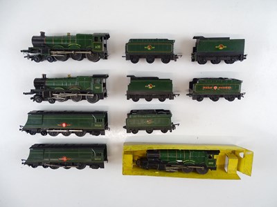 Lot 150 - A group of unboxed TRI-ANG TT Gauge steam...