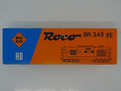 Lot 165 - A ROCO HO Gauge Italian Outline 43445B D345...