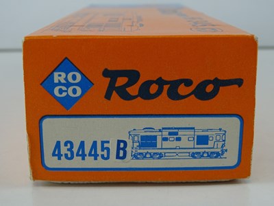 Lot 165 - A ROCO HO Gauge Italian Outline 43445B D345...