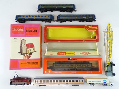 Lot 184 - A group of HO rolling stock and HO/OO...