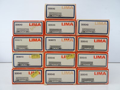 Lot 185 - A group of South African outline HO Gauge LIMA...