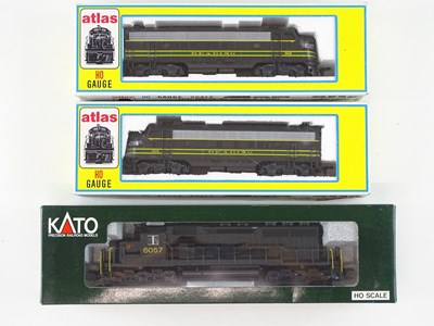 Lot 213 - A group of HO Gauge American Outline diesel...