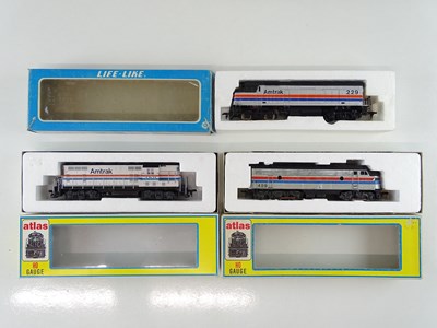 Lot 219 - A group of HO Gauge American Outline diesel...