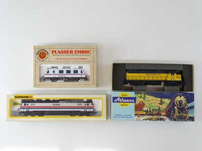 Lot 236 - A mixed group of HO Gauge American Outline...