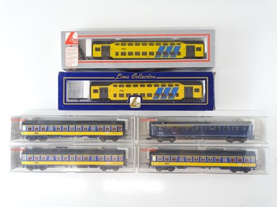 Lot 255 - A group of HO Gauge Dutch Outline Passenger...