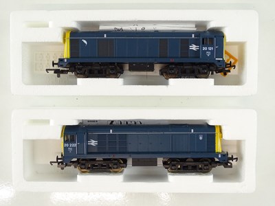 Lot 298 - A pair of LIMA OO Gauge Class 20 diesel...