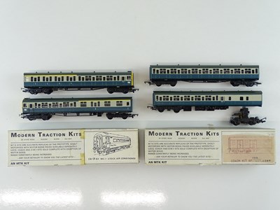 Lot 305 - A MODERN TRACTION KITS OO Gauge BR Southern...