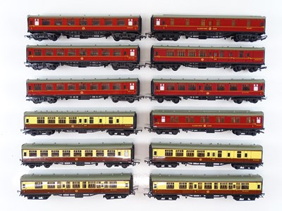 Lot 309 - A group of unboxed HORNBY DUBLO Super Detail...