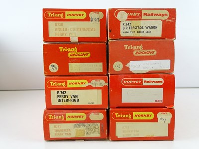 Lot 310 - A group of TRI-ANG OO Gauge vans and wagons to...